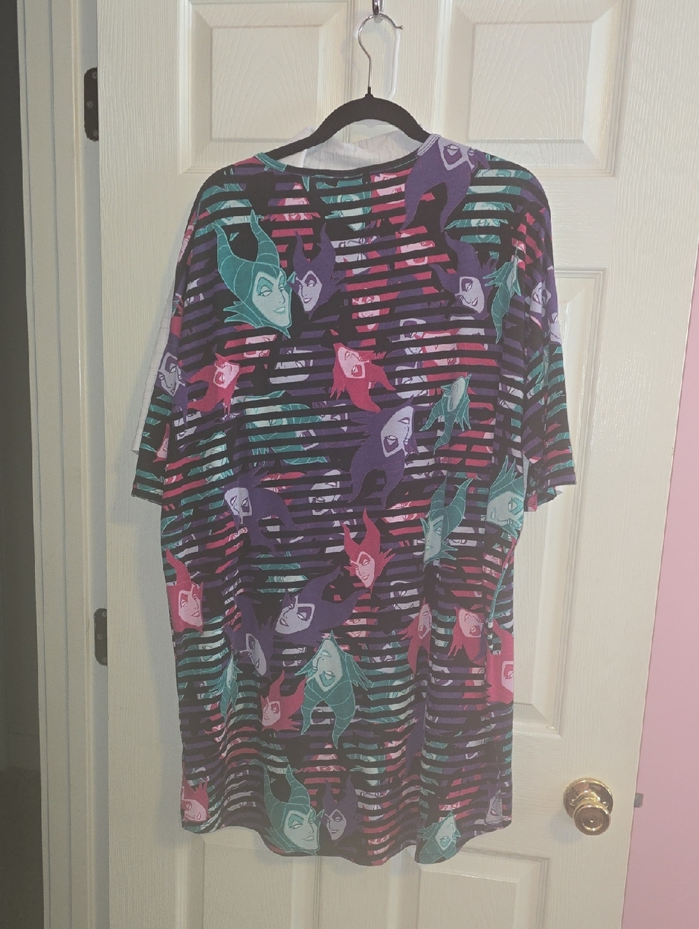 LuLaRoe Short Sleeve Disney Maleficent Tee in Black,‎ Purple, Teal & Pink
